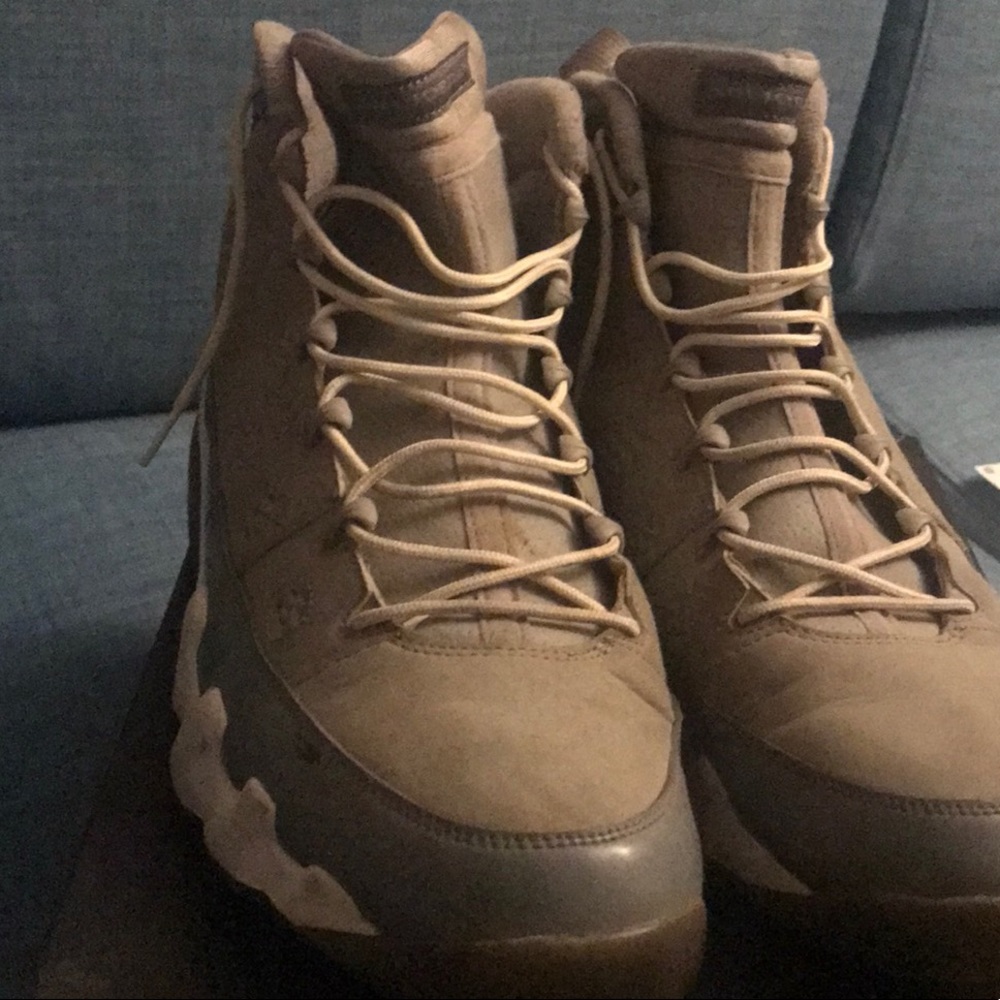 Nike Air Jordan’s 11